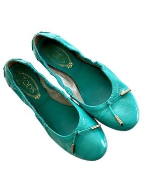 TOD’S Womens Aqua Gommino Driving Loafers Ballet Flats 39 Patent Turquoise Blue
